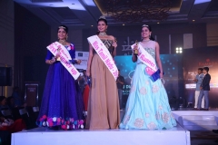 Lto R- Shali Nivekas(first runner up), Shreesha(Winner) and Mahalakshmi(Second Runner up